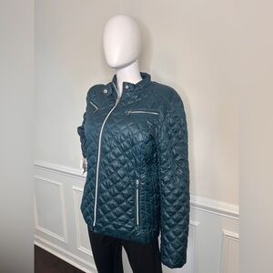Women’s P&Y puffer jacket
Size XL